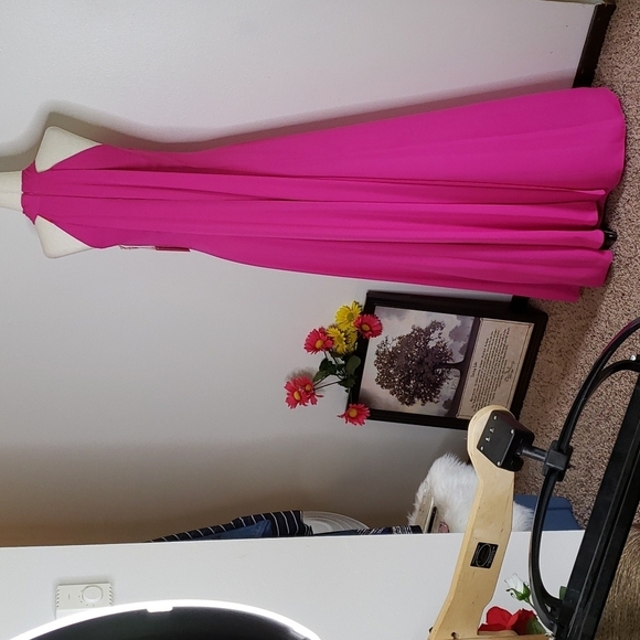 NEW Alex Marie Kensley Criss Cross Halter Gown Fuchsia Pink Goddess Castlecore - Picture 16 of 16